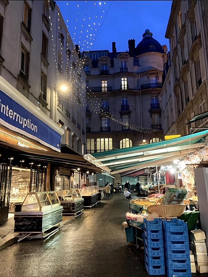 Apartment Upscale 80m2 2 Bedroom Near Champs Elysees *