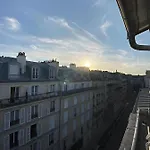 Upscale 80M2 2 Bedroom Apartment Near Champs Elysees